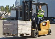 Chariots élevateurs frontaux  electriques Caterpillar EP16ACNT