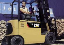 Chariots élevateurs frontaux  electriques Caterpillar EP25K PAC