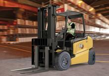 Chariots élevateurs frontaux  electriques Caterpillar EP50N