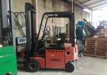 Chariots élevateurs frontaux  electriques Lugli ETR 20