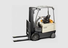 Chariots élevateurs frontaux  electriques Crown FC 5225-50