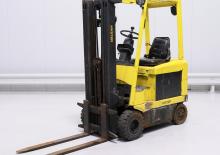 Chariots élevateurs frontaux  electriques Hyster J 2.00 XM