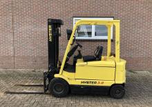 Chariots élevateurs frontaux  electriques Hyster J 3.00 XM