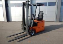 Chariots élevateurs frontaux  electriques Steinbock JE 10-55