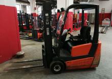 Chariots élevateurs frontaux  electriques Steinbock LE 13 MP