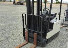 Chariots élevateurs frontaux  electriques Crown RC 5510/15-30
