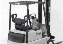Chariots élevateurs frontaux  electriques Clark TM 15 L