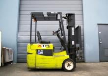 Chariots élevateurs frontaux  electriques Clark TMG 20