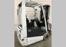 Chariots élevateurs frontaux  electriques UniCarriers TX 3-18