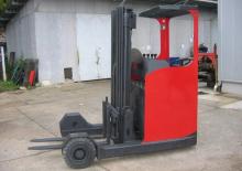 Chariots élévateurs pousseurs électriques Sichelschmidt M 1220