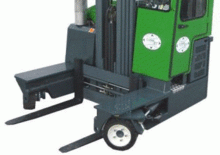 Chariots élévateurs électriques multidirectionnels Combi-Lift CBE 3000