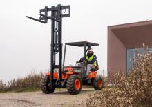 Chariots élévateurs tout terrain Ausa C 11 M
