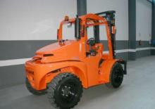 Chariots élévateurs tout terrain Mast Explorer H 20 DL