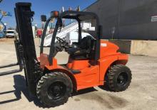 Chariots élévateurs tout terrain Mast Explorer H 25 D