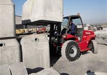 Chariots élévateurs tout terrain Manitou MC 30 NS