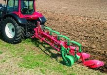 Charrue Kverneland AB 85