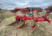 Charrue Vogel & Noot Farmer MS 1050 Vario