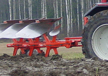 Charrue Kuhn Master 102 T 3