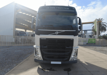 Chassis Volvo Trucks FH13.420 8x2 Rigid - Pusher