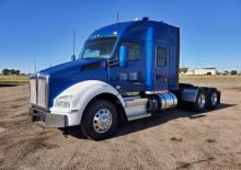 Chassis Kenworth T880 Day Cab MX11 6x4
