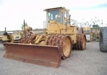 Compacteur de déchets Caterpillar 825B