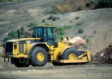 Bouteur sur pneus Caterpillar 824 G II