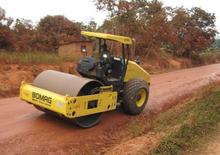 Rouleaux monocylindres Bomag BW 212 D-40