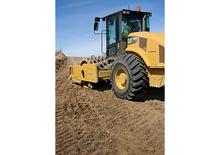 Rouleaux monocylindres Caterpillar CP68B