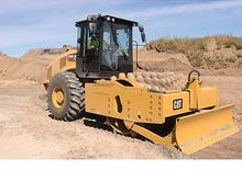 Rouleaux monocylindres Caterpillar CP74B