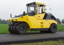 Rouleaux sur pneus Bomag BW 24 RH