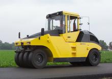Rouleaux sur pneus Bomag BW 24 RH