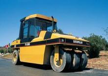 Rouleaux sur pneus Caterpillar PS 300 B