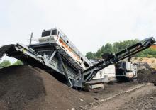 Installation de criblage mobile Metso Lokotrack ST3.5