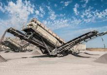 Installation de criblage mobile Metso Lokotrack ST4.8