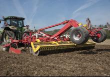 Cultivateurs Pöttinger Synkro 6030 T