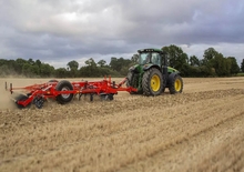Cultivateurs Kuhn Performer 3000 NSH 