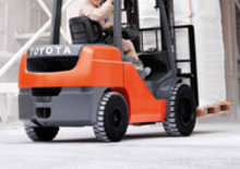 Chariots élevateurs frontaux diesel Toyota 02-8 FDF 18 