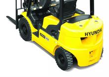 Chariots élevateurs frontaux diesel Hyundai 33 D 7 E