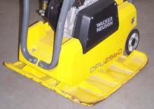 Plaques vibrantes réversibles Wacker DPU 2560 H