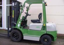 Chariots élevateurs frontaux diesel Artison FD 25