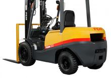 Chariots élevateurs frontaux diesel TCM FD 40 T 2