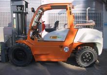 Chariots élevateurs frontaux diesel Artison FD 80