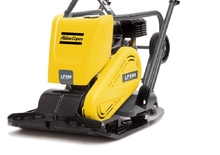 Plaques vibrantes unidirectionnelles Atlas Copco LF 100