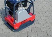 Plaques vibrantes réversibles Delko SRD 24 H