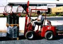 Véhicules communaux multi-usages à diesel diesel Grünig Uni Truck 4 W 1005