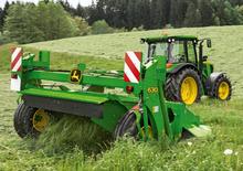 Faucheuse à disque traîné avec conditionneur John Deere 630