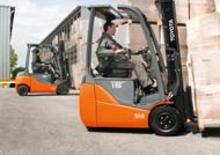 Chariots élevateurs frontaux  electriques Toyota 8 FBEKT 18