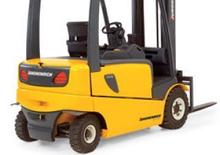Chariots élevateurs frontaux  electriques Jungheinrich EFG 425 k