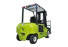 Chariots élevateurs frontaux  electriques Clark GEX 40