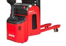Gerbeurs à conducteur accompagnant Manitou ES 410